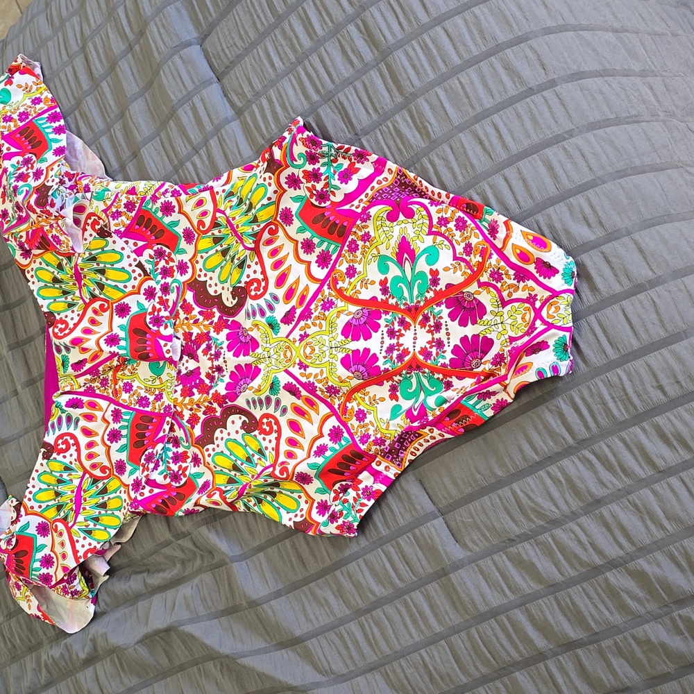 Trina Turk Colorful Off-Shoulder Swimsuit Sz 8 Nwt - Picture 3 of 6